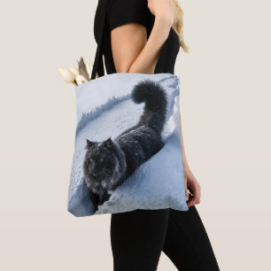 Bolso De Tela Gato Negro Caminando En Nieve Profunda