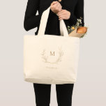Bolso De Tela Gigante Camarera botánica simple de oro<br><div class="desc">Original monogramado enmarcado por hojas botánicas de mano elegante ilustradas a mano flauta de color dorado falso,  con nombre personalizado,  Simple y elegante, Gran regalo monogramado para la dama de honor. 
Ver todas las piezas coincidentes de la colección</div>