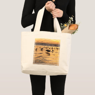 Bolso De Tela Gigante Gaviotas en la playa al atardecer