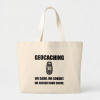Geocaching golpeó el escondrijo con el pie