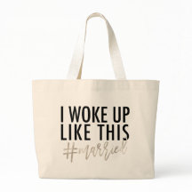 ¡Me desperté así de casada!