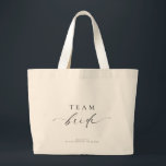 Bolso De Tela Gigante Novia del equipo Minimalista de Ellesmere<br><div class="desc">Esta bolsa de tote de novia del equipo presenta un diseño minimalista con un encabezado de caligrafía de escritura. Personalizar cada bolsa con el nombre de la novia. El encabezado del guión es una imagen que no se puede editar. Para una personalización más avanzada de este diseño, simplemente seleccione el...</div>