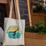 Bolso De Tela Gimnasia es la bella gimnasta de Sunset Verde azul<br><div class="desc">La gimnasia es vida. Delicioso regalo de gimnasta al atardecer con un hermoso fondo colorido detrás de una mujer haciendo un atril de bonito con las esquirlas.</div>