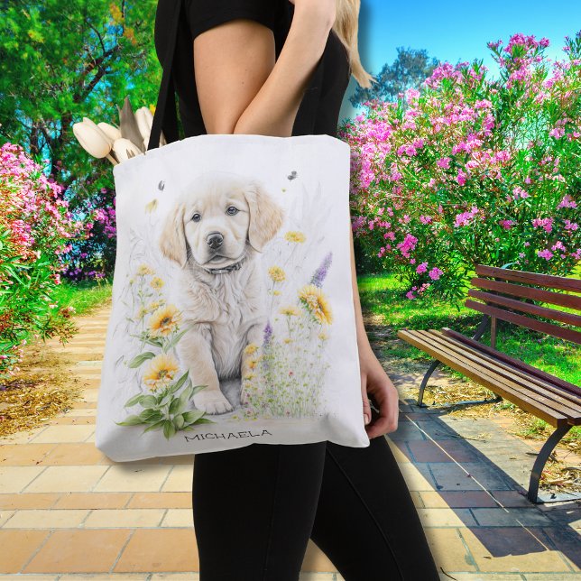 Bolso De Tela Golden Retriever Puppy Florals Monograma Nombre (Add name to personalize, matching items available in collection)
