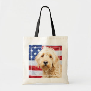Bolso De Tela Goldendoodle con bandera estadounidense
