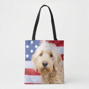 Bolso De Tela Goldendoodle con bandera estadounidense
