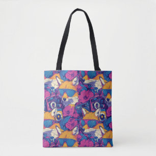 Bolso De Tela Guay Foxes con gafas de sol, cámaras y flores
