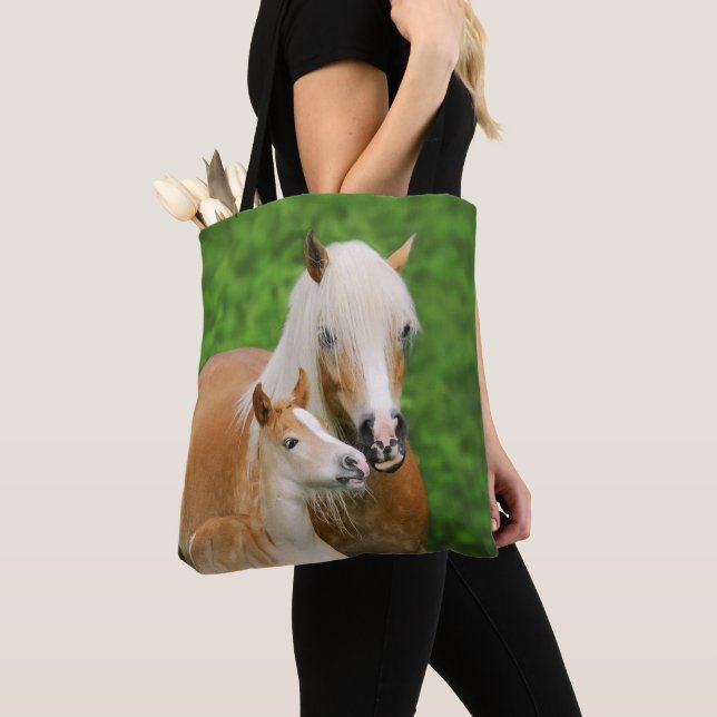 Bolso De Tela Haflinger Horses Mamá Beso de tiburón lindo — (Detalle)