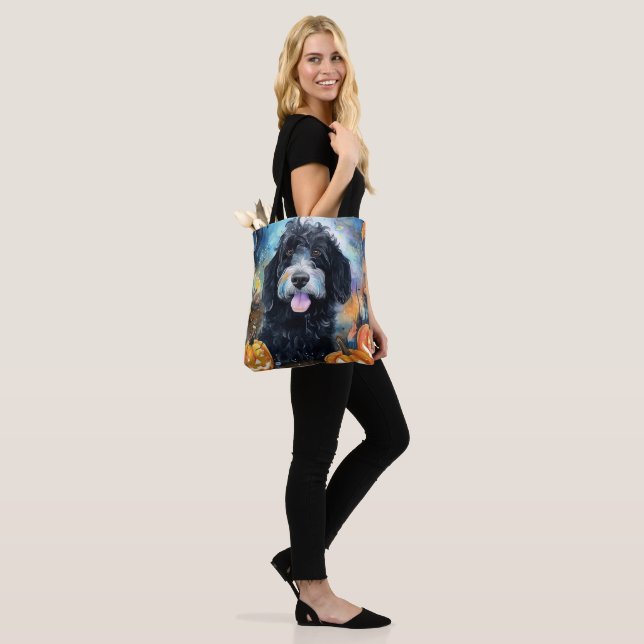 Bolso De Tela Halloween Bernedoodle Con Calabazas Asustadas (Puesto)
