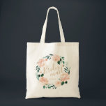 Bolso De Tela Herrera floral de jardín romántico dama de honor<br><div class="desc">Guión moderno de dama de honor con agua color melocotón floral y vegetación botánica,  tierno bolso de tote personalizado de la dama de honor para regalos de fiesta nupcial.</div>