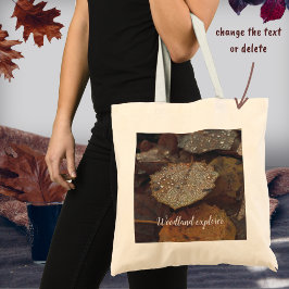 Bolso De Tela Hojas caídas marrones después de la lluvia