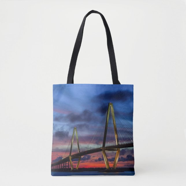 Bolso De Tela Iluminándolo (Anverso)