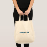 Bolso De Tela Jingle Bell Mensajes de texto impresos regalo de c<br><div class="desc">Jingle Bell Text Name Printed Grocery Gifts Tote Bag. Un tote de comestibles es una bolsa práctica y ecológica diseñada específicamente para transportar comestibles y otros artículos domésticos. El diseño de un tote de comestibles es típicamente sencillo y sencillo. Los totes tienen asideros robustos, a menudo diseñados para ser cómodos...</div>