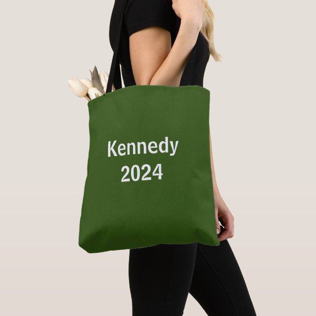Bolso De Tela Kennedy 2024 verde tierra (Detalle)