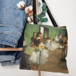 Bolso De Tela La clase de baile | Edgar Degas<br><div class="desc">La clase de danza (1874) del artista francés Edgar Degas. La pintura original de arte fino es un óleo sobre lienzos que representa una clase de baile en una sala de ensayo en la antigua Ópera de París. Utilice las herramientas de diseño para agregar texto personalizado o personalizar la imagen....</div>