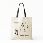 La música nunca para el tote