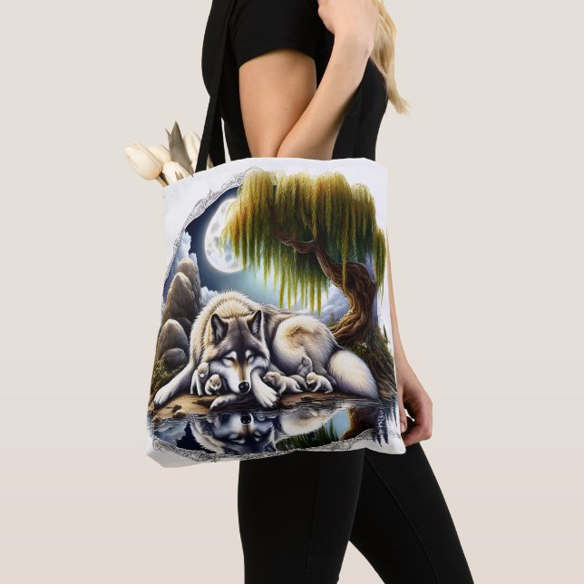 Bolso De Tela La Serenidad De La Luna Un Lobo Sumiso (Detalle)