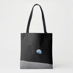 Bolso De Tela La Tierra Se Levanta Sobre El Horizonte Lunar.