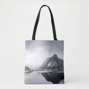 BOLSO DE TELA LAGO RODEADO DE CASAS Y MONTAÑAS