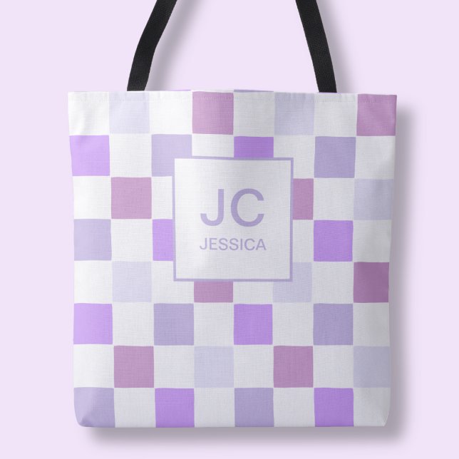 Bolso De Tela Lavanda morada monográfica revisada simple moderna (Monogram Checkered Purple Lavender Modern Simple Tote Bag)