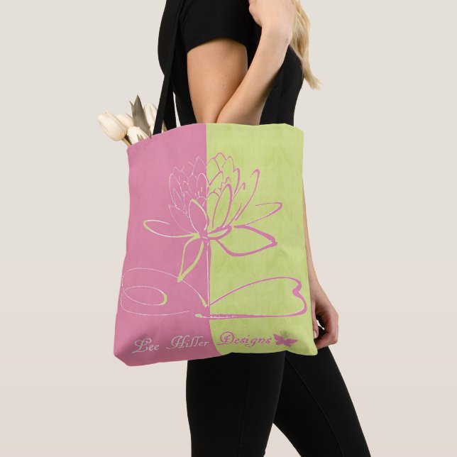 Bolso De Tela Lee Hiller Designs Logo Accents Pink Green  (Detalle)