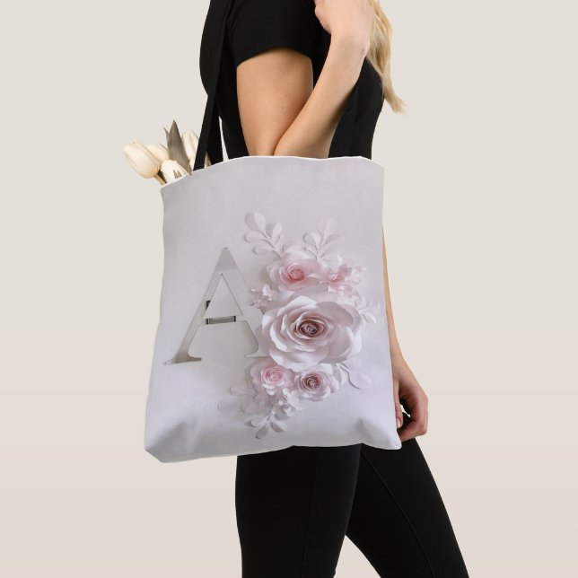 Bolso De Tela Letra monogramada a Tote floral (Detalle)