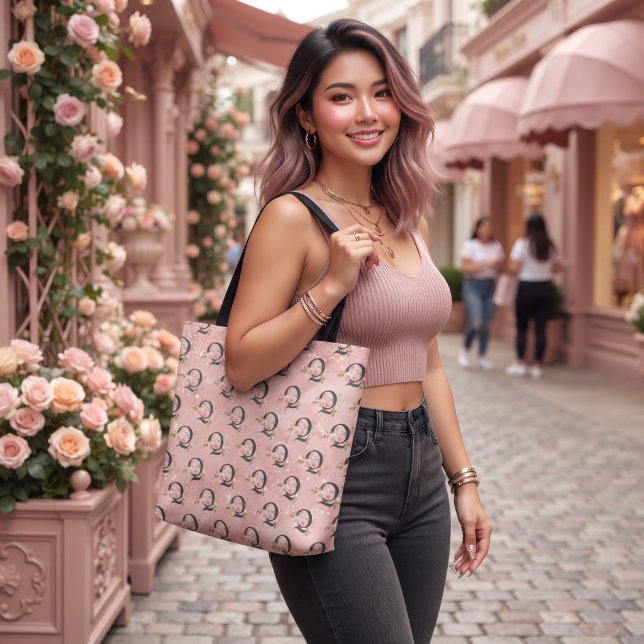 Bolso De Tela Letra Q (Subido por el creador)