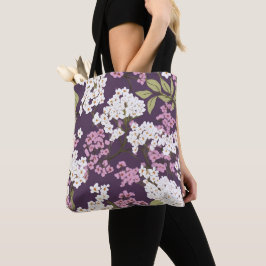 Bolso De Tela Lilacs Sobre El Púrpura