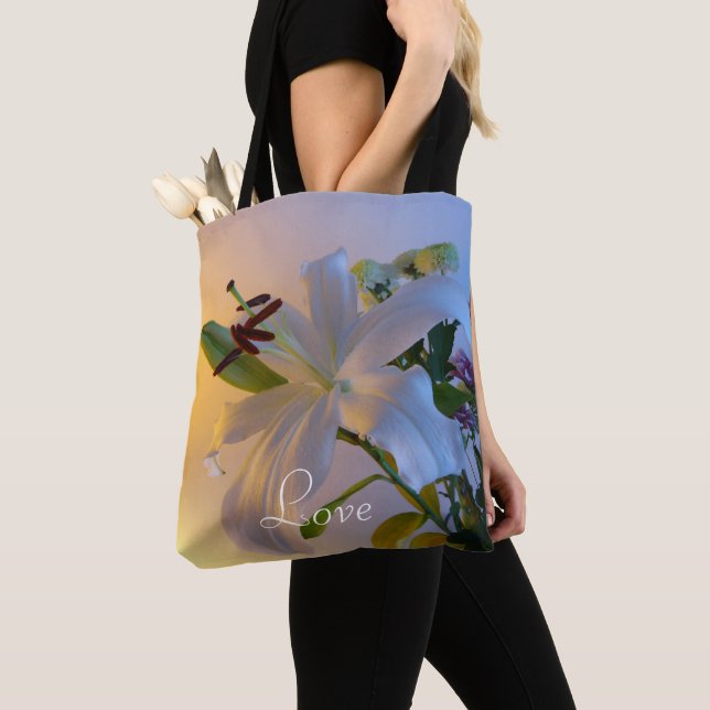 Bolso De Tela Lirio blanco, flor. (Detalle)