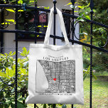 Bolso De Tela Localizador de amor de Los Ángeles | Bienvenida Bo<br><div class="desc">Una bolsa de té divertida para un boda o cualquier otra ocasión que tenga lugar en la hermosa ciudad de Los Ángeles, California. Este tote cuenta con un mapa de la parte superior del centro de la ciudad dentro de un marco de caja de borde negro. En la parte superior...</div>