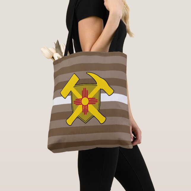 Bolso De Tela Logo de Rock Hammer del geólogo con bandera de Nue (Detalle)