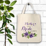 Bolso De Tela Madre morada de la novia<br><div class="desc">diseño floral de bonito púrpura para estas bolsas de té de fiesta de boda personalizadas</div>