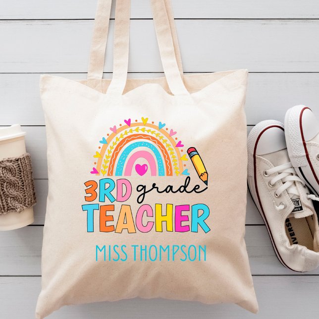 Bolso De Tela Maestra moderna de tercer grado en arcoiris person (Subido por el creador)