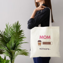 Mamá divertida de café recargando cita de café