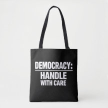 Manejar la democracia con cuidado