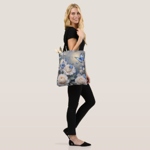 Bolso De Tela Mariposas Azules Sobre Rosas Blancas y Margaritas