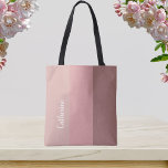 Bolso De Tela Monograma personalizado, trinitoneo rosado, tipogr<br><div class="desc">La hermosa tipografía de escritura y los modernos colores rosados le dan a este diseño una elegancia simple. Un regalo ideal para ella, para una variedad de ocasiones incluyendo cumpleaños, graduaciones, propuestas de dama de honor, el Día de la Madre y más. ¡Le encantará este regalo práctico con un toque...</div>