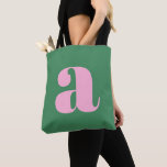 Bolso De Tela Monograma Retro de Letras en Rosa y Verde Pastel B<br><div class="desc">Esta elegante bolsa tote cuenta con tu monograma en fondo rosa y verde con letras retro. ¡Gran idea de regalo!</div>