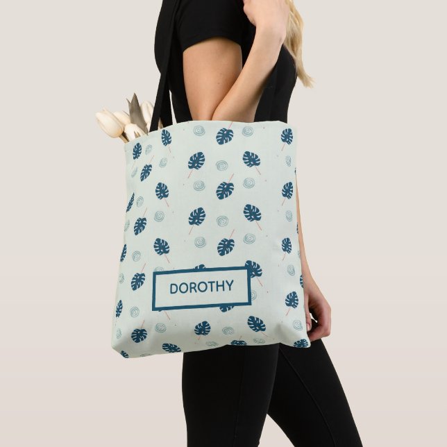 Bolso De Tela Monstera tropical deja monograma en azul (Detalle)