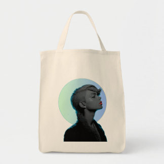 Bolso De Tela Mujer elegante en retrato monocromático