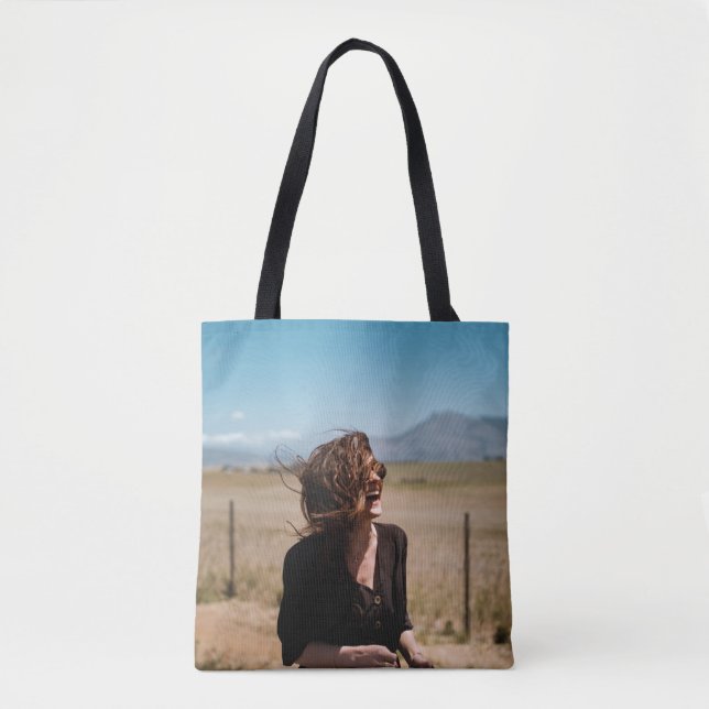 Bolso De Tela Mujer sonriente en campo marrón y verde (Anverso)