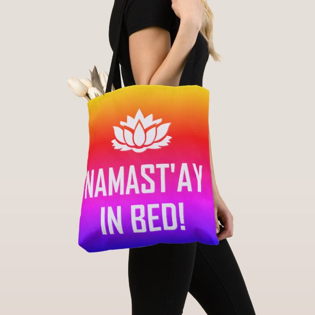 BOLSO DE TELA ¡NAMAST'AY EN LA CAMA! (Detalle)