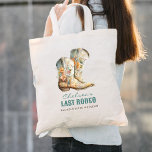 Bolso De Tela Nashville Último Rodeo Boots Bachelorette Party<br><div class="desc">La bolsa de tote de la Bachelorette Party de los últimos rodeo de Nashville es perfecta para tu Nash Bash! Las botas de flores adorables acentúan este favor de la soltera.</div>