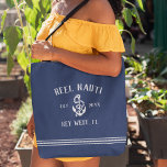 Bolso De Tela Nautical Naval & White Rustic Anchor Nombre de bar<br><div class="desc">Tote tu equipo al puerto deportivo con esta impresionante bolsa de tote personalizado que puedes personalizar fácilmente con tu nombre de barco! El diseño náutico presenta un fondo azul marino con el nombre del barco, el año de nacimiento y el registro del barco con letras blancas rústicas con un ilustracion...</div>
