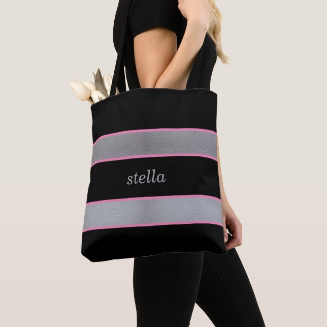 Bolso De Tela Negro clásico y plateado (Detalle)