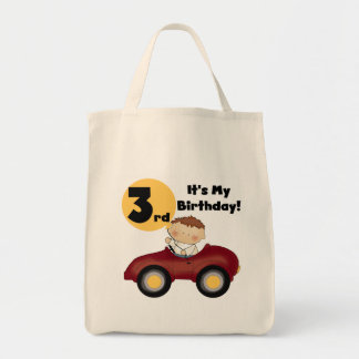 Bolso De Tela Niño con camisetas y regalos de tercer cumpleaños