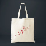 Bolso De Tela Nombre de guión rojo personalizado moderno simple<br><div class="desc">Bolsa de tela de moda roja personalizada y etiquetada reutilizable con texto de nombre personalizado para regalos de dama de honor, fiestas de soltera, favores de cumpleaños y chicas de viaje keepsakes, y regalo de graduación para adorable almacén de habitaciones en la universidad y dormitorio. Perfecto para los deportes y...</div>