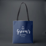 Bolso De Tela Padrinos de boda de los compañeros del ancla del<br><div class="desc">Sorprenda sus padrinos de boda (y a otros en el lado del novio) con la esta bolsa de asas personalizada. Las características del diseño náuticas que un ancla blanca fijó contra un texto del fondo azul marino y de la diversión que lee a los "compañeros del novio" un gran tamaño...</div>