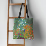 Bolso De Tela Paisaje de los Jardín de Flores Gustav Klimt<br><div class="desc">Una bolsa de tocador con la pintura de arte fino de Gustav Klimt (1862-1918),  titulada Flower Garden o Bauerngarten (1907). Un jardín de cabañas con una colorida representación de petunias,  austeras y otras flores en el jardín de la época Art Nouveau.</div>