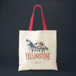 Bolso De Tela Parque nacional Yellowstone Montañas Wolf<br><div class="desc">Diseño vintage Yellowstone US National Park Wolf, Mountains & Adventure. Gran diseño de prendas de vestir para personas que aman el acampada al aire libre, el camper, el senderismo, el viaje por carretera, el viaje familiar, el viaje de verano. El lugar perfecto para usar mientras planea un viaje por la...</div>